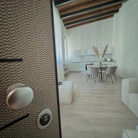 Dimora Manin Apartment Verona Ngoại thất bức ảnh