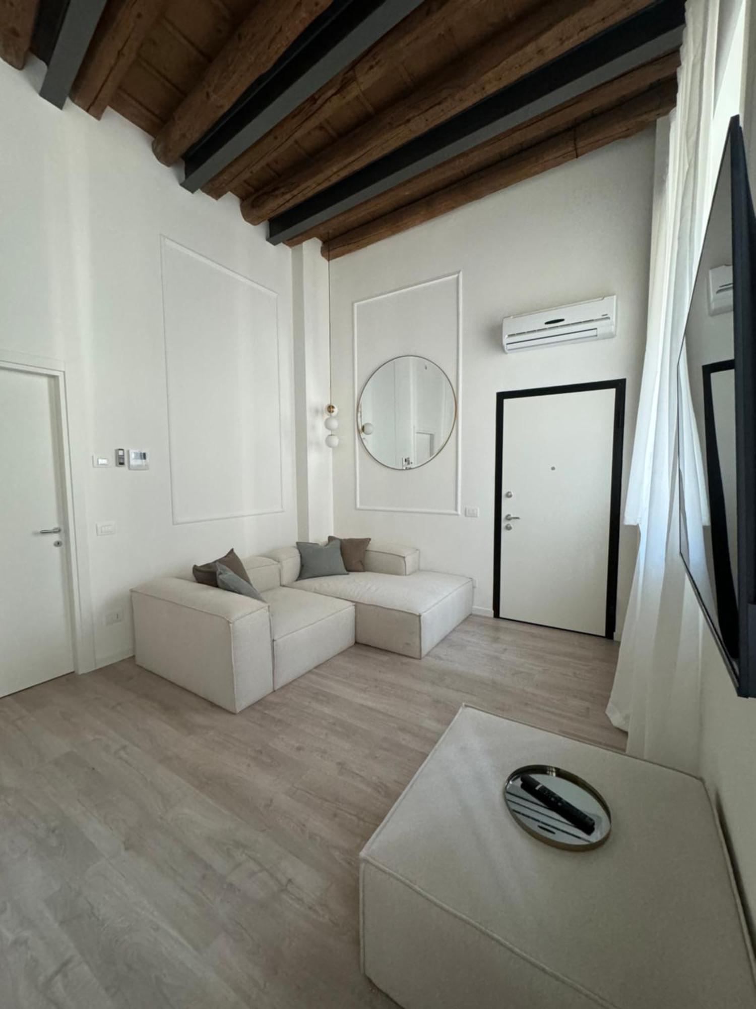 Dimora Manin Apartment Verona Ngoại thất bức ảnh
