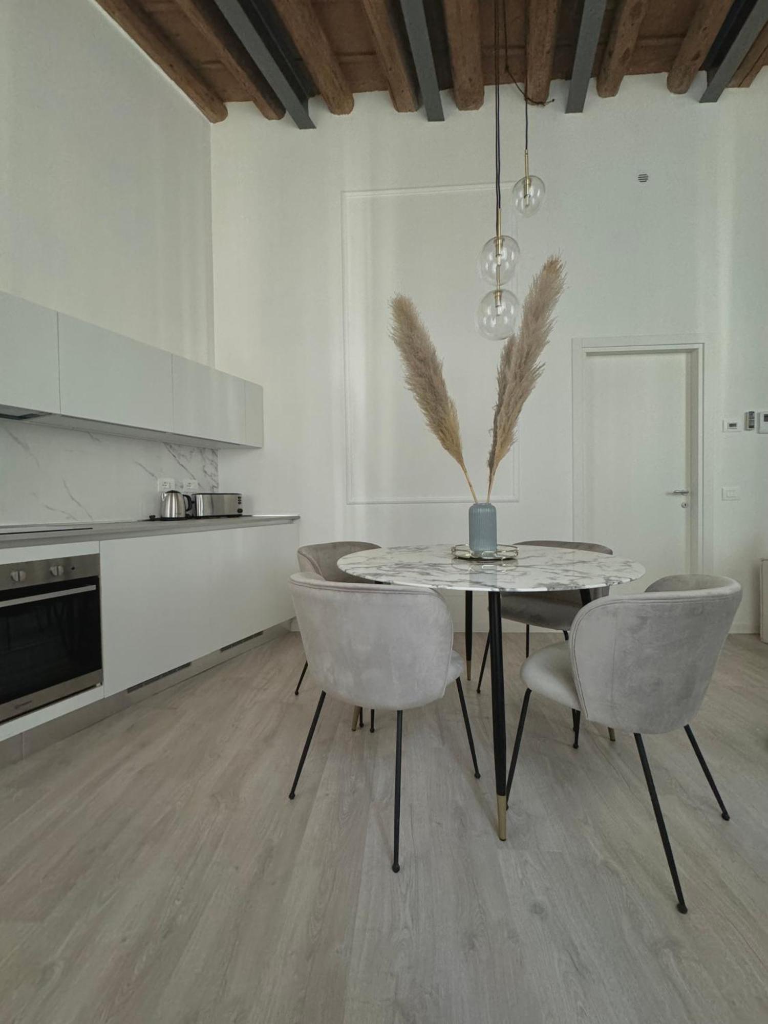 Dimora Manin Apartment Verona Ngoại thất bức ảnh